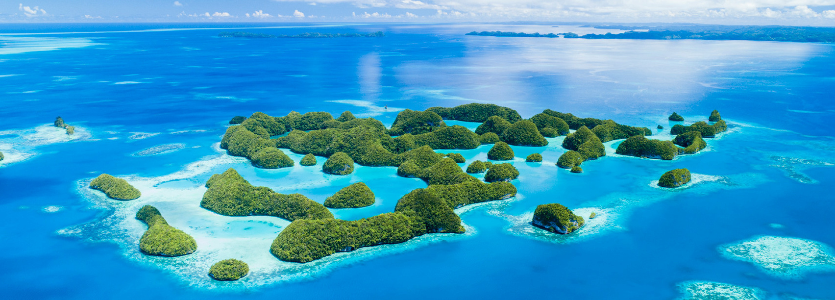 Ein Blick auf kleine Inseln.