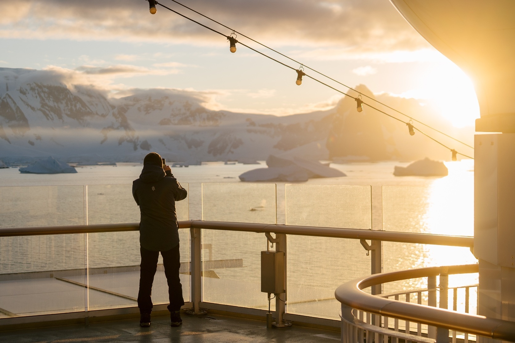 Pleneau Island in der Antarktis mit HX Expeditions