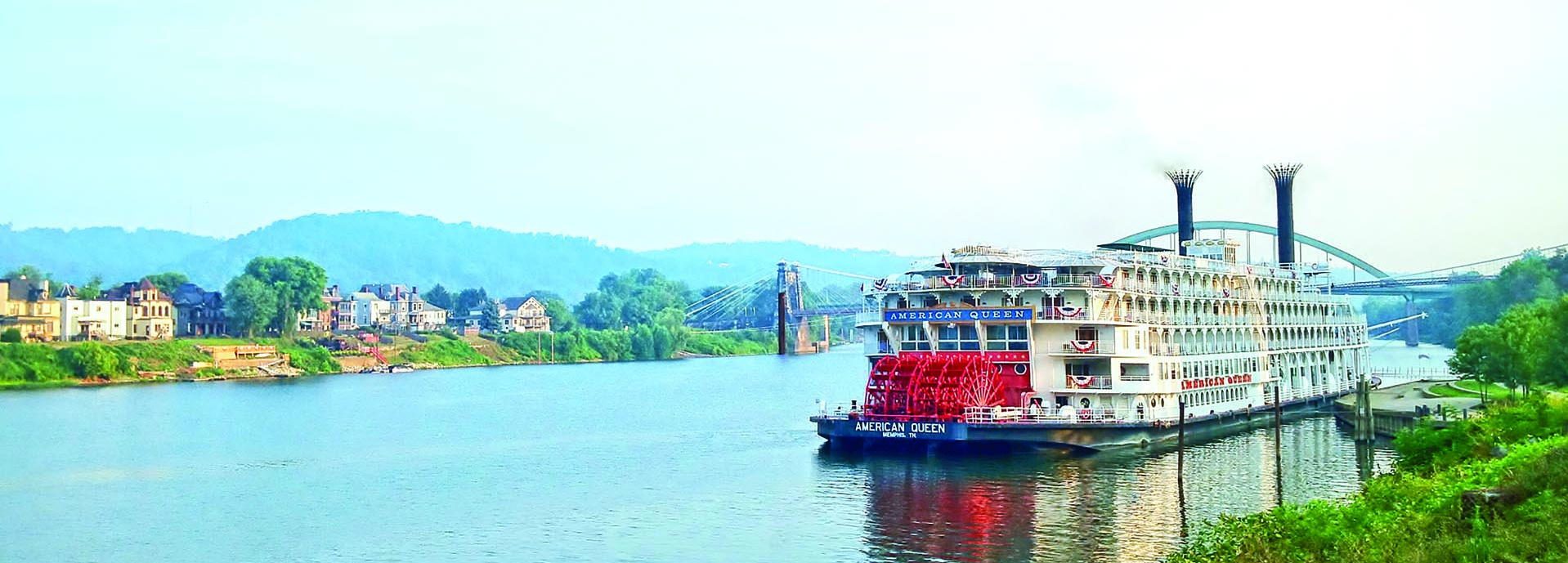 Das große Flussdampfschiff American Queen.