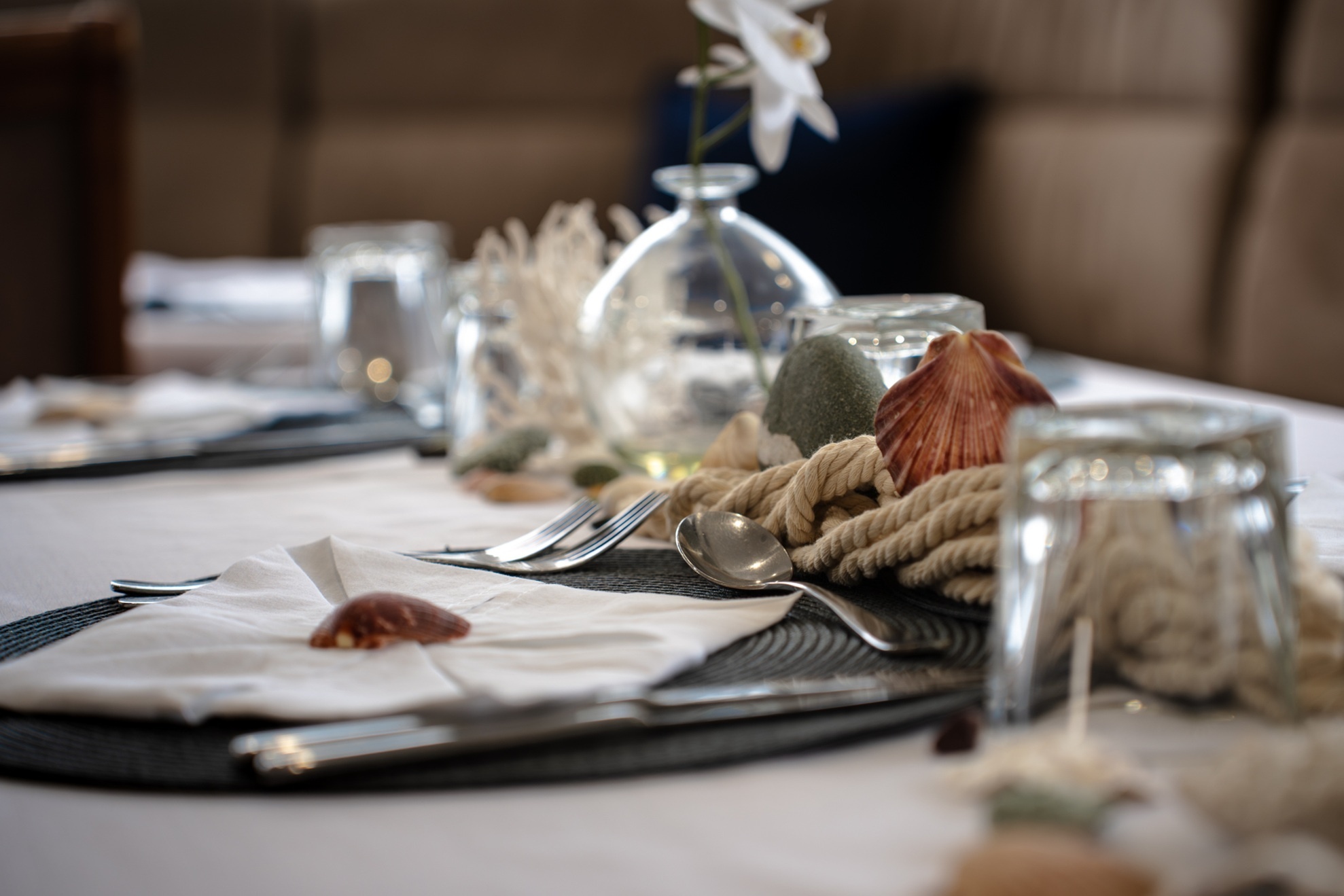Captains Dinner an Bord von Heritage Expeditions