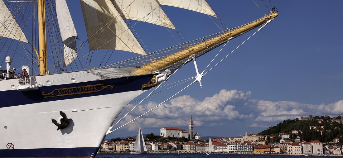 Das Vorderteil eines Schiffes.