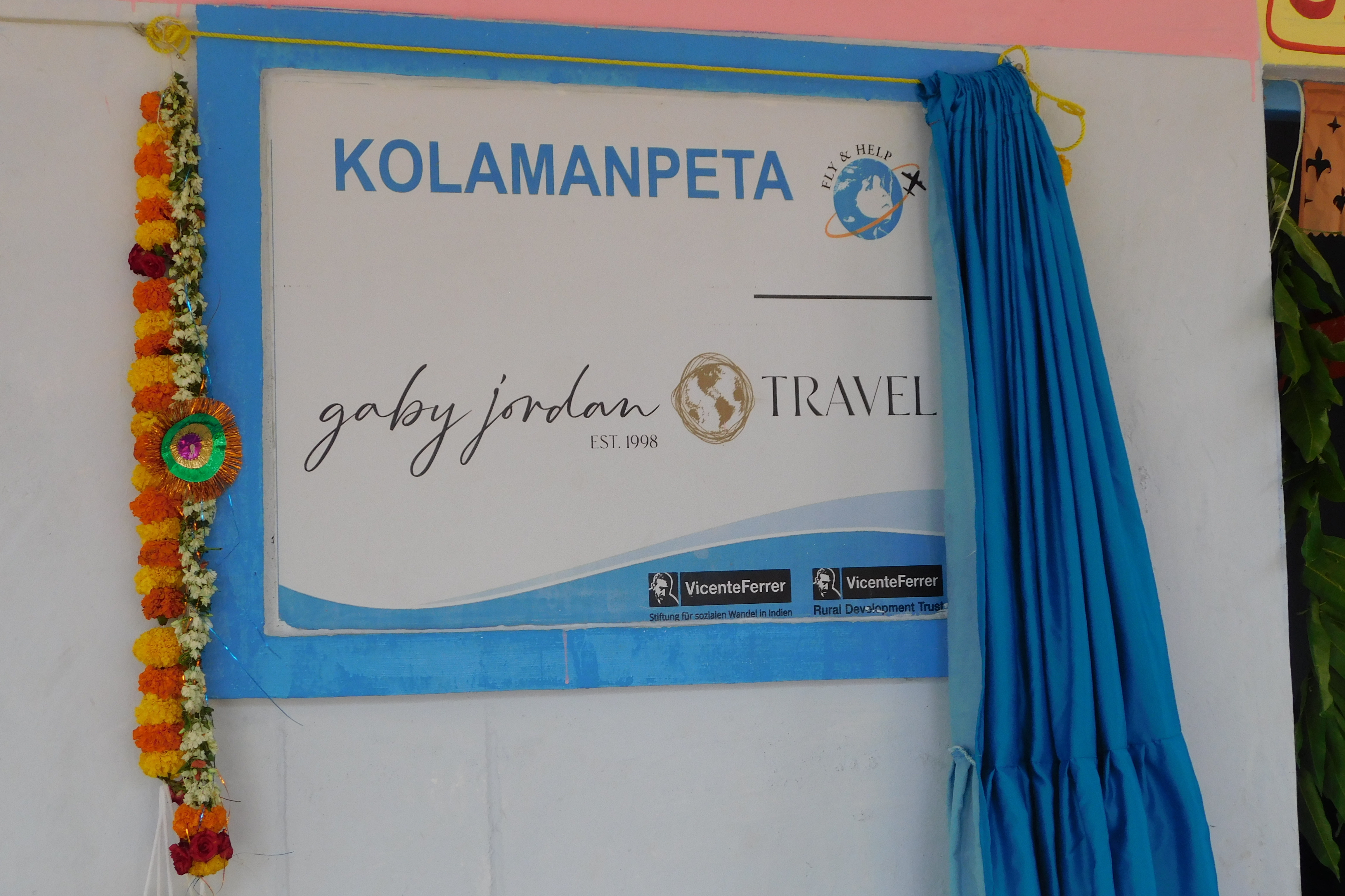 gabyjordan.TRAVEL x Fly & Help Förderschule Indien Kolamanpeta