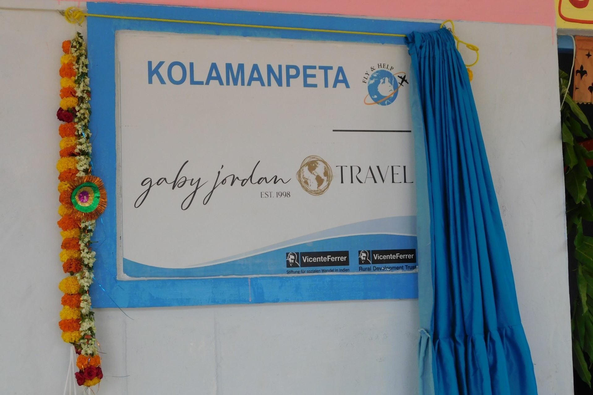 gabyjordan.TRAVEL x Fly & Help Förderschule Indien Kolamanpeta