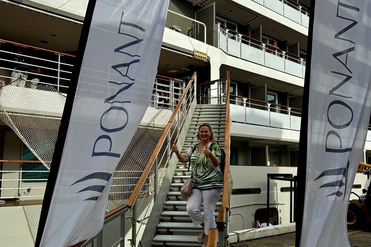 Gaby Jordan bei der Einschiffung auf die Ponant