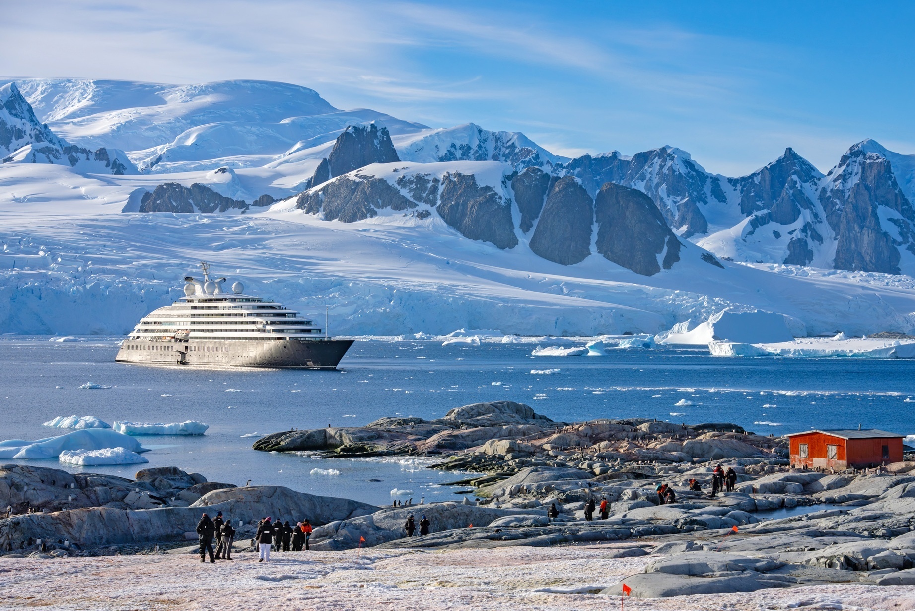 Scenic Eclipse zu Besuch auf Petermann Island