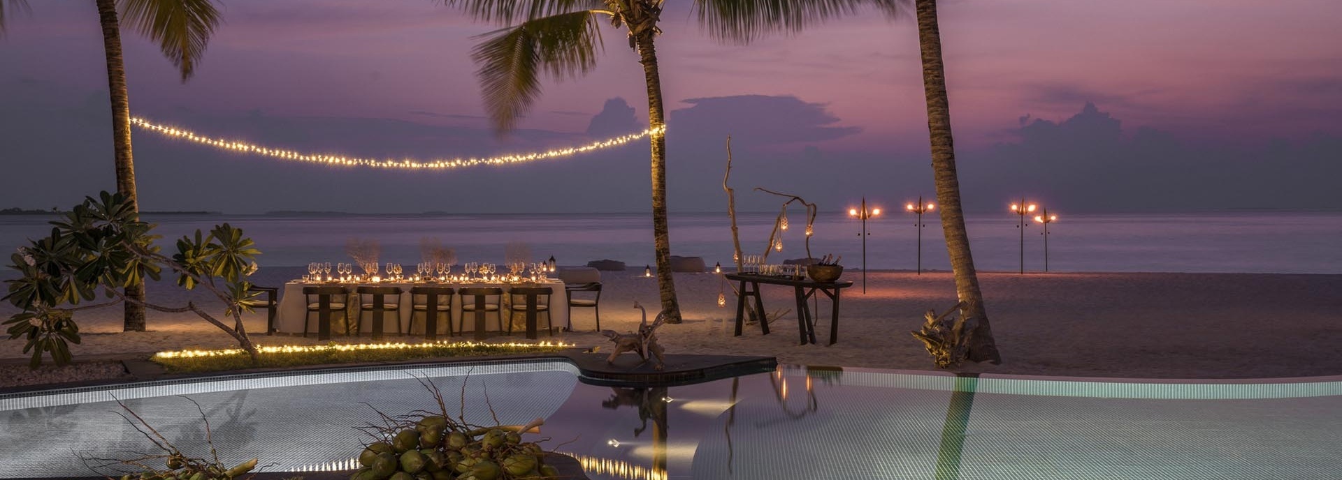 Candle Light Dinner am Strand.